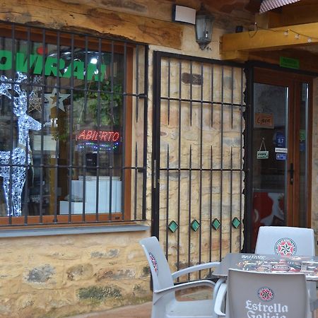 El Trasgu De Foncebadon Hotel Kültér fotó
