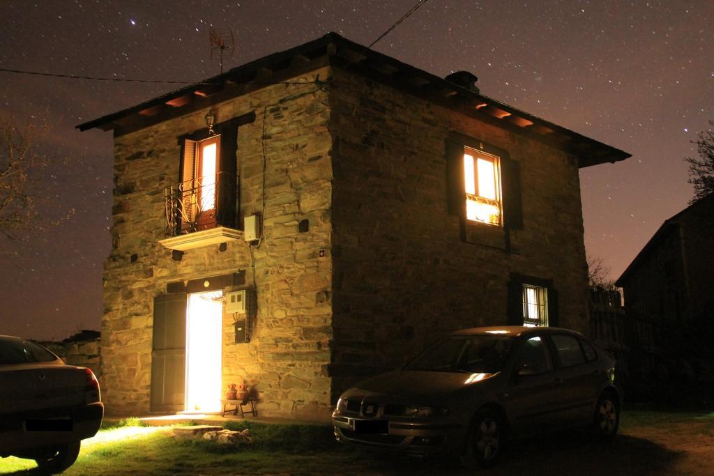 El Trasgu De Foncebadon Hotel Szoba fotó
