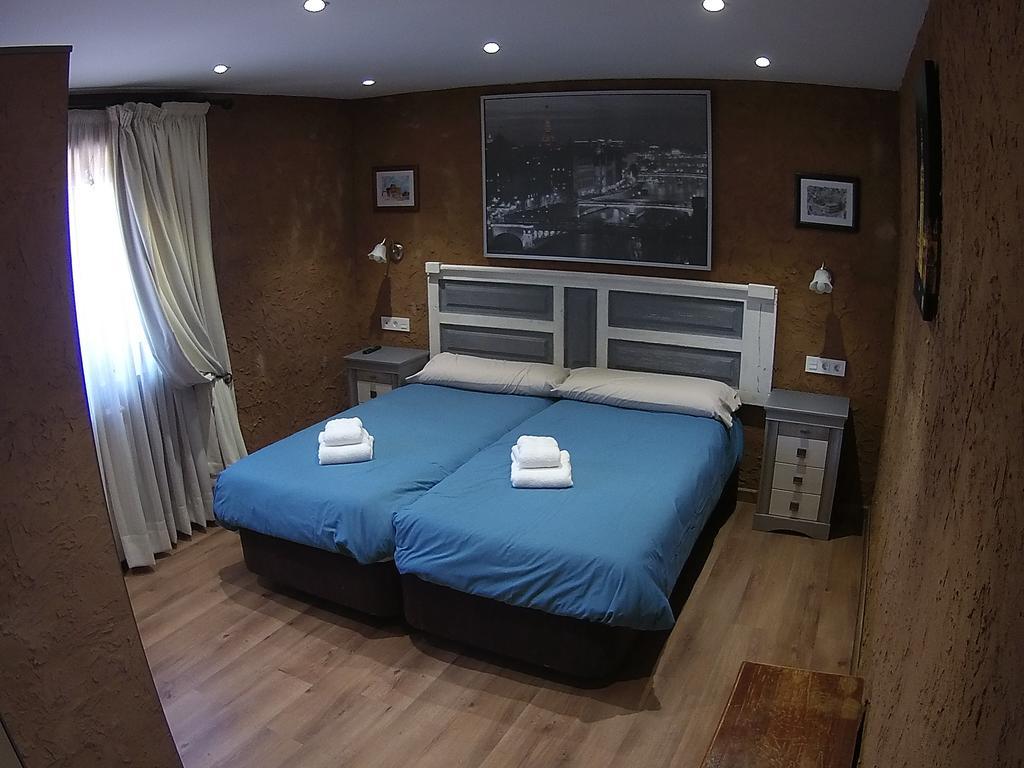 El Trasgu De Foncebadon Hotel Kültér fotó