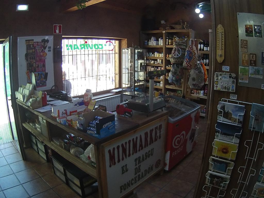 El Trasgu De Foncebadon Hotel Kültér fotó