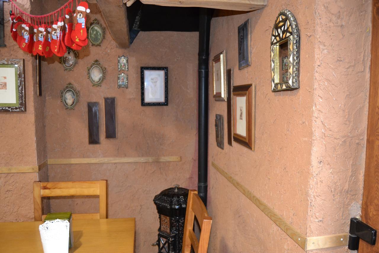 El Trasgu De Foncebadon Hotel Kültér fotó